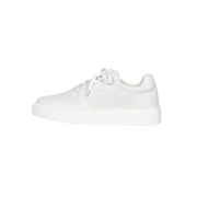 Vlaze Classic White Low Top Sneakers Sleek and Timeless Design